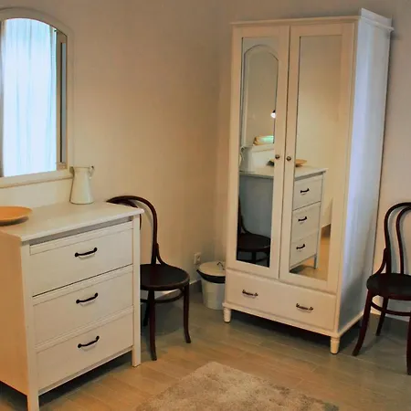 Mi A Kő Bed and breakfast
